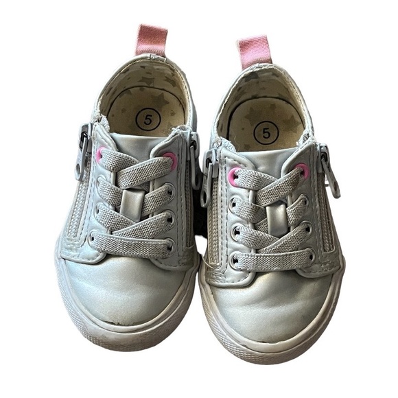 Cat & Jack Other - ❗️SOLD❗️Cat & Jack• Silver Zip-Up Sneakers